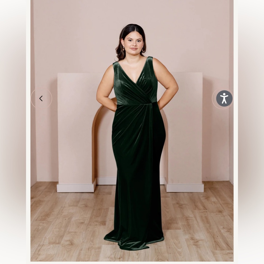Revelry Velvet BLAIR EMERALD 613 Bridesmaid dress